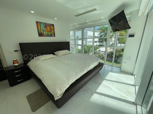 Imagen 15 de 23 de Lmgc Vende Moderno Loft En La Urb Campo Alegre Cod: 22-27641