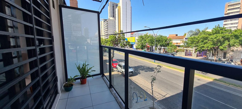 Departamento En Venta Bv. Avellaneda Frente Al Rio - Apto Crédito - Rosario