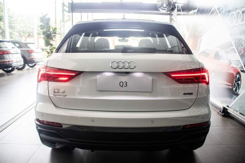 Audi Q3 2.0 40 TFSI GASOLINA PERFORMANCE BLACK PLUS QUATTRO TIPTRONIC