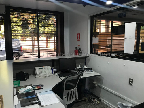 Ana Torres. Local Comercial En Venta 2331825 En Santa Eduvigis