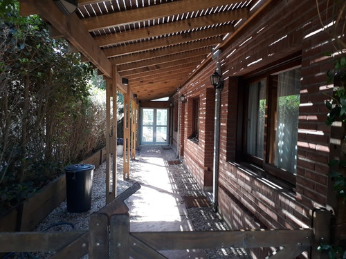Imagen 3 de 27 de Complejo De Duplex Con Pileta Climatizada