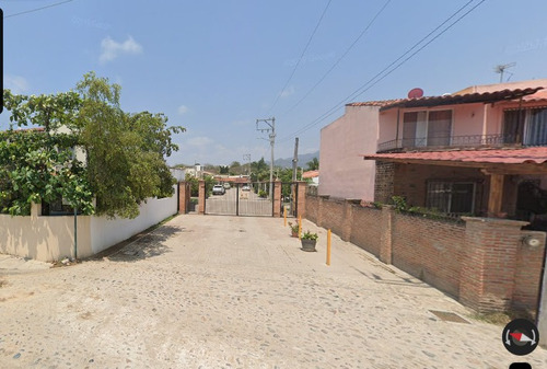Casa Ubicada En Colonia Villas De Universidad Puerto Vallarta Jalisco. Con 4 Recamaras Y 118m2. A Unos Minutos De Del Aeropuerto.