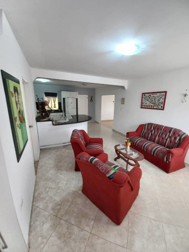 Imagen 1 de 16 de Town House Urb Los Portales