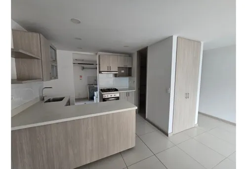 Vendo Apartamento Loma De San José Parte Baja