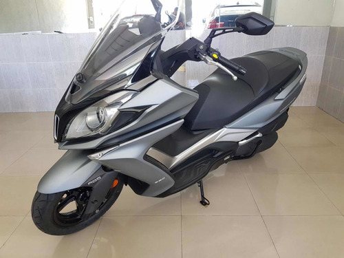 Imagen 1 de 11 de Kymco Downtown