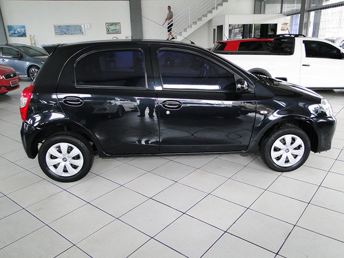 Toyota Etios Xs 5p