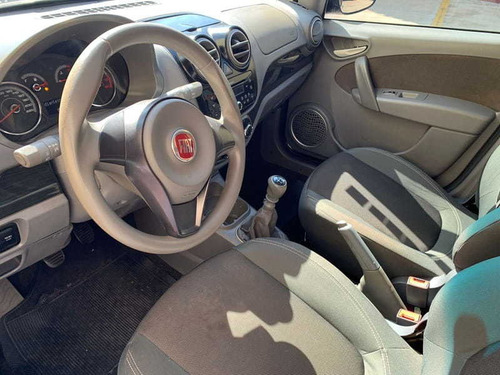 Imagem 8 de 10 de Fiat Palio Attractive Evo 1.4 Flex Mec. 2016