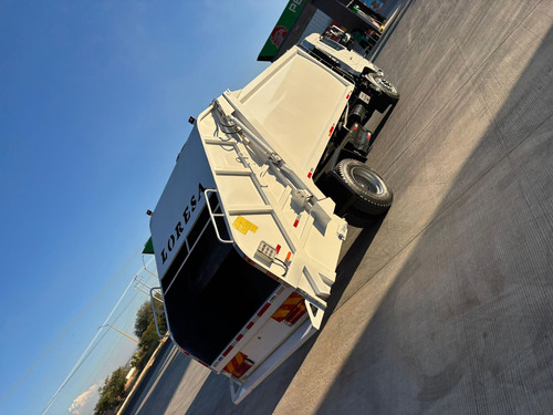 Loresa Lm 270 Con Equipo Compactador De Basura
