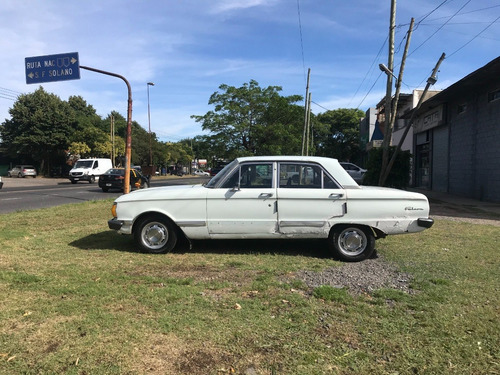 Ford Falcon Deluxe 1975