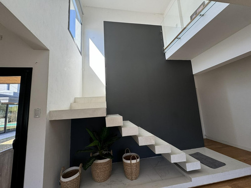 Se Vende Fabulosa Casa En Heredades/ 7 Soles. Cba
