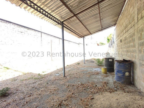 Ecl 23-30652 Rent A House Vende Terreno Con Anexo En Villa De Cura