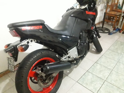 Kawasaki Nija Gpz 250r