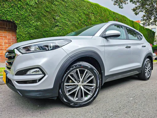 Hyundai Tucson GL PREMIUM 2.0L AT 2AB ABS 4X2 FE