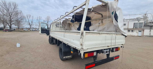 Imagen 12 de 12 de Hyundai Hd78 2011 3.9 C/caja Aa