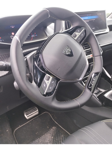 Peugeot 2008 1.0T Gt
