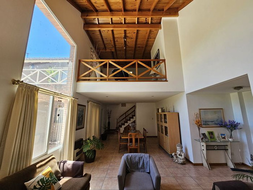 Chalet Perimetral - Barrio Exmalibu-3 Dorm En Suite -5 Baños