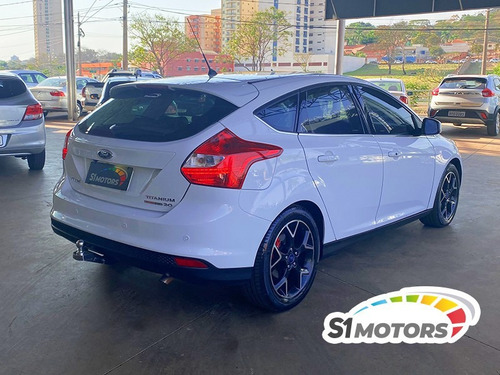 Imagem 5 de 15 de Ford Focus Titanium 2.0 Branco 2015