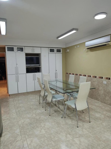 Casa En Venta - 6 Dormitorios 6 Baños - Cocheras - 556mts2 - Villa Del Parque