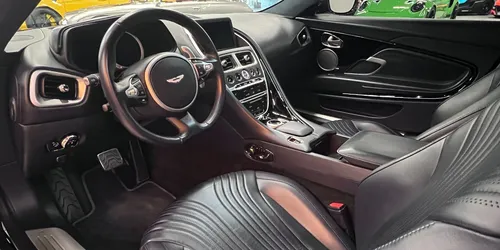 Aston Martin DB11 5.2l Coupe At