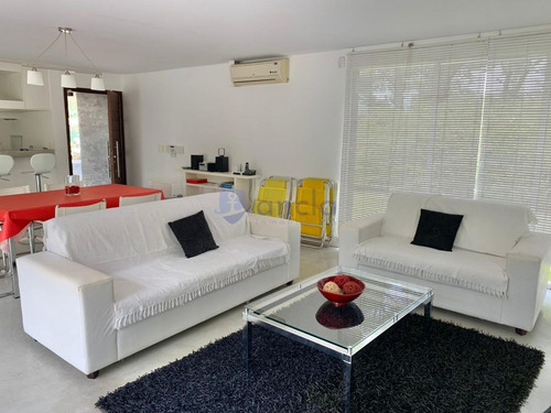 Imagen 2 de 30 de Casa En La Barra, La Barra