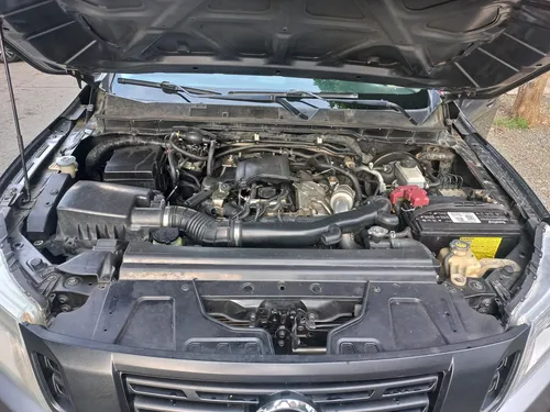 Nissan NP300 Frontier 2.5 Cd 4X4 Se Mt 4P