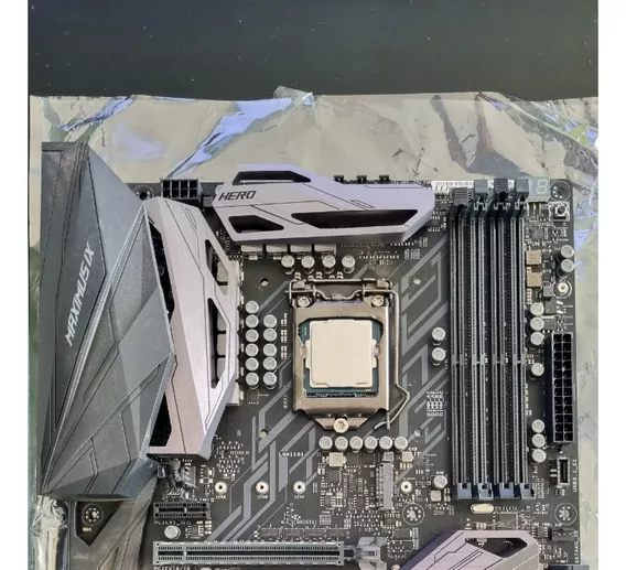 Rog Maximus Z690 Hero