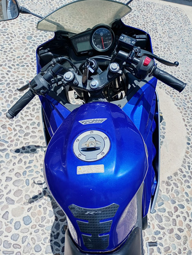 Yamaha Yzf R15 V2 2016