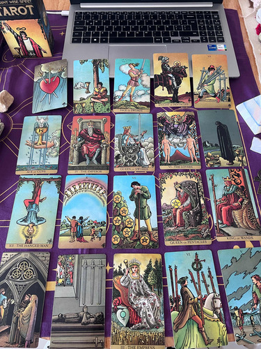 Eventos Wellness, Tarot, Yoga, Respiración -empresas/privado