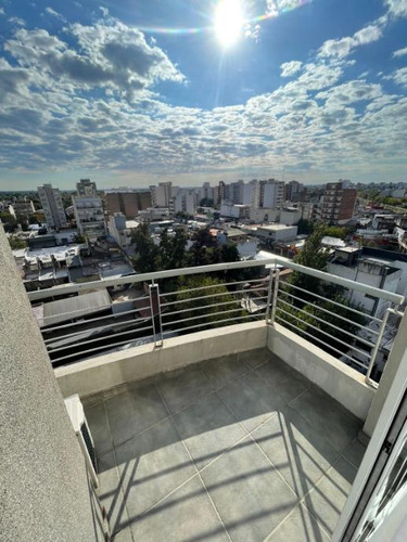 Departamento En Venta En Castelar Norte