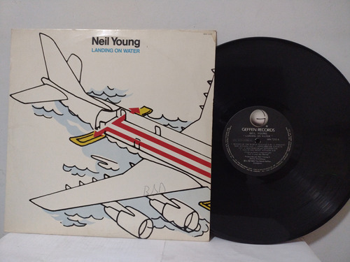 Lp Neil Young - Landing On Water 