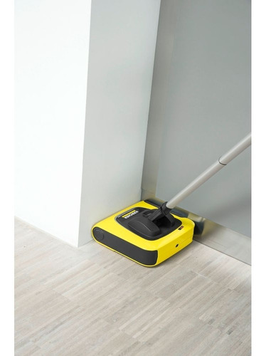 Imagen 4 de 6 de Escoba Eléctrica Karcher Kb5 3,7 V