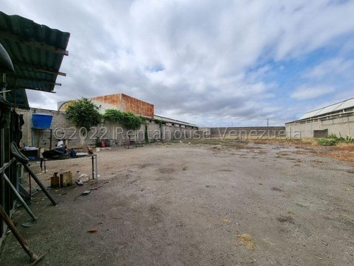 Imagen 3 de 30 de Terreno En Venta Zona Industrial , 2338 Metros2. Contacto 0424-5620928 Flex 22-19849 Z05