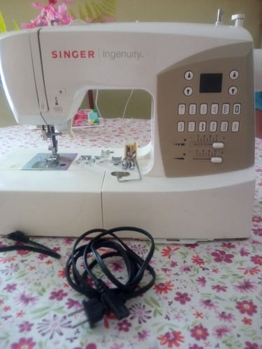 Maquina De Coser Singer Ingenuity Modelo 7436