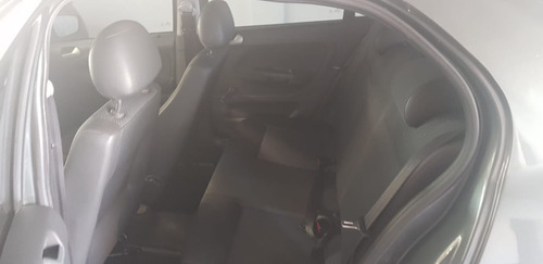Imagen 6 de 8 de Volkswagen Gol Trend Highline 1.6 Lpautomotores131
