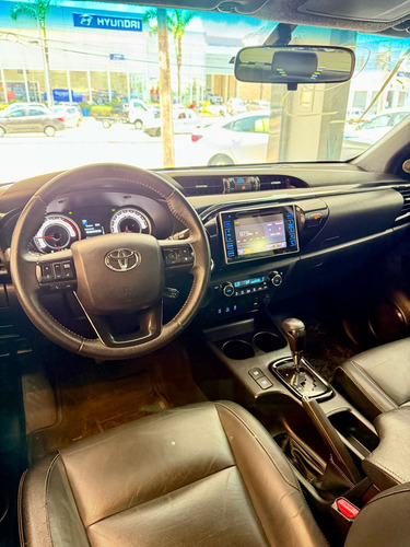 Toyota Hilux 2.8 Srx 50th Anniversary Cab. Dupla 4x4 Tdi Aut. 4p