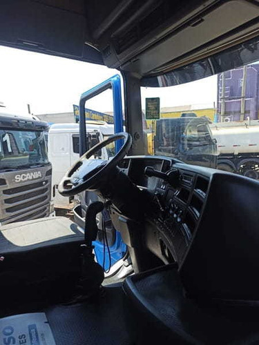 Imagem 11 de 15 de Scania G 420 6x2 2010