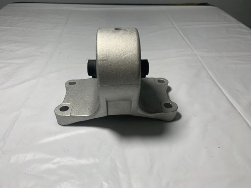 Base Motor Izquierda Nissan Sentra B15, Almera B10