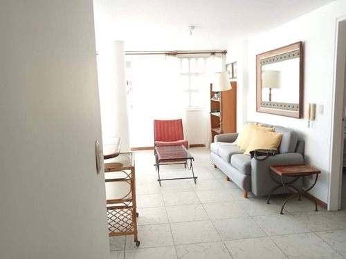 Imagen 2 de 14 de En Alquiler Hermoso Y Amplio Apartamento En Los Palos Grandes / Jaime Ponce: +58-414-1080033