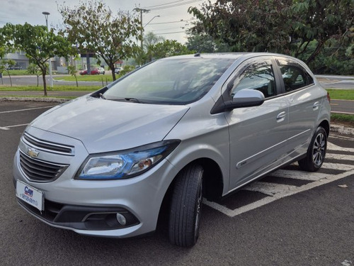 Chevrolet Onix Onix 1.4 MPFI LTZ 8V FLEX 4P AUTOMÁTICO