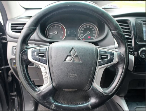 Imagen 5 de 7 de Mitsubishi L200 At Diesel 4x4 2018