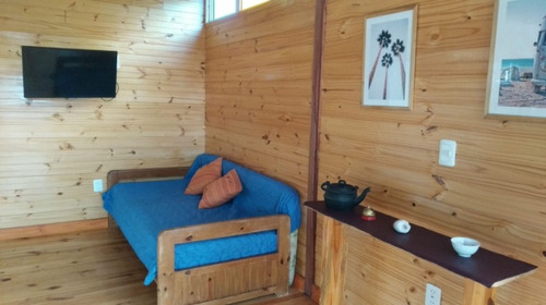 Imagen 6 de 15 de Hermosa Cabaña En Venta - En La Tranquilidad Del Bosque - Punta Del Diablo