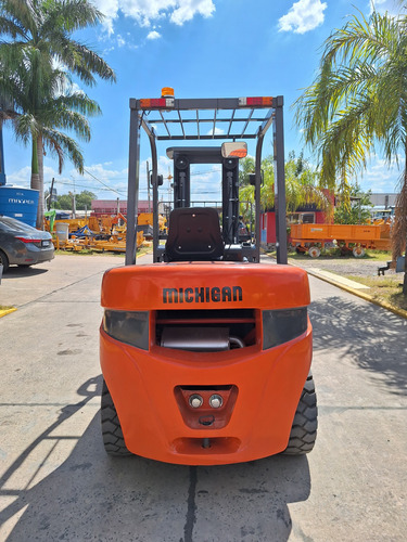 Autoelevador Michigan Me30-45t