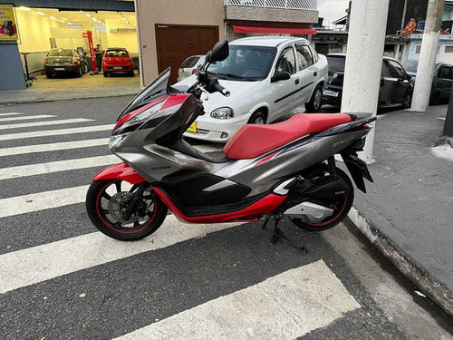 Imagem 4 de 10 de Honda Pcx 150 Sport Abs 2019