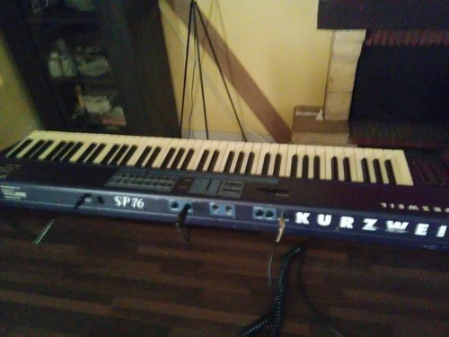 Kurzweil Sp76 Stage Piano 1 Ano Garantia Sommecheado Vermelh (Usado)