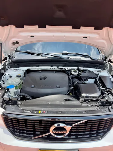 Volvo XC40 2.0 R-design