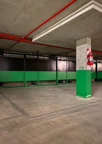 Imagen 4 de 6 de Venta De Cochera Con Baulera En 2º Ss En Edificio A Estrenar