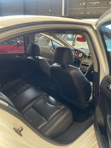 Peugeot 408 2.0 Allure Nav 143cv