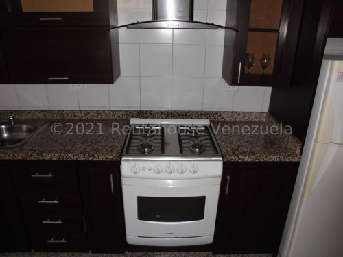 Imagen 8 de 17 de Apartamento En Venta 22-3681
