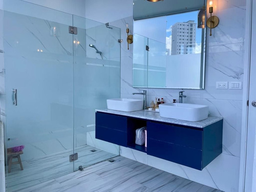Apartamento Penthouse Con Terraza En Alquiler Amueblado En Serralles, Facil Acceso A Sectores Como Piantini, Evaristo Morales, Naco