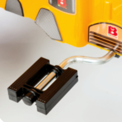 Mini Trator Infantil Pedal Fazendeiro Amarelo Biemme